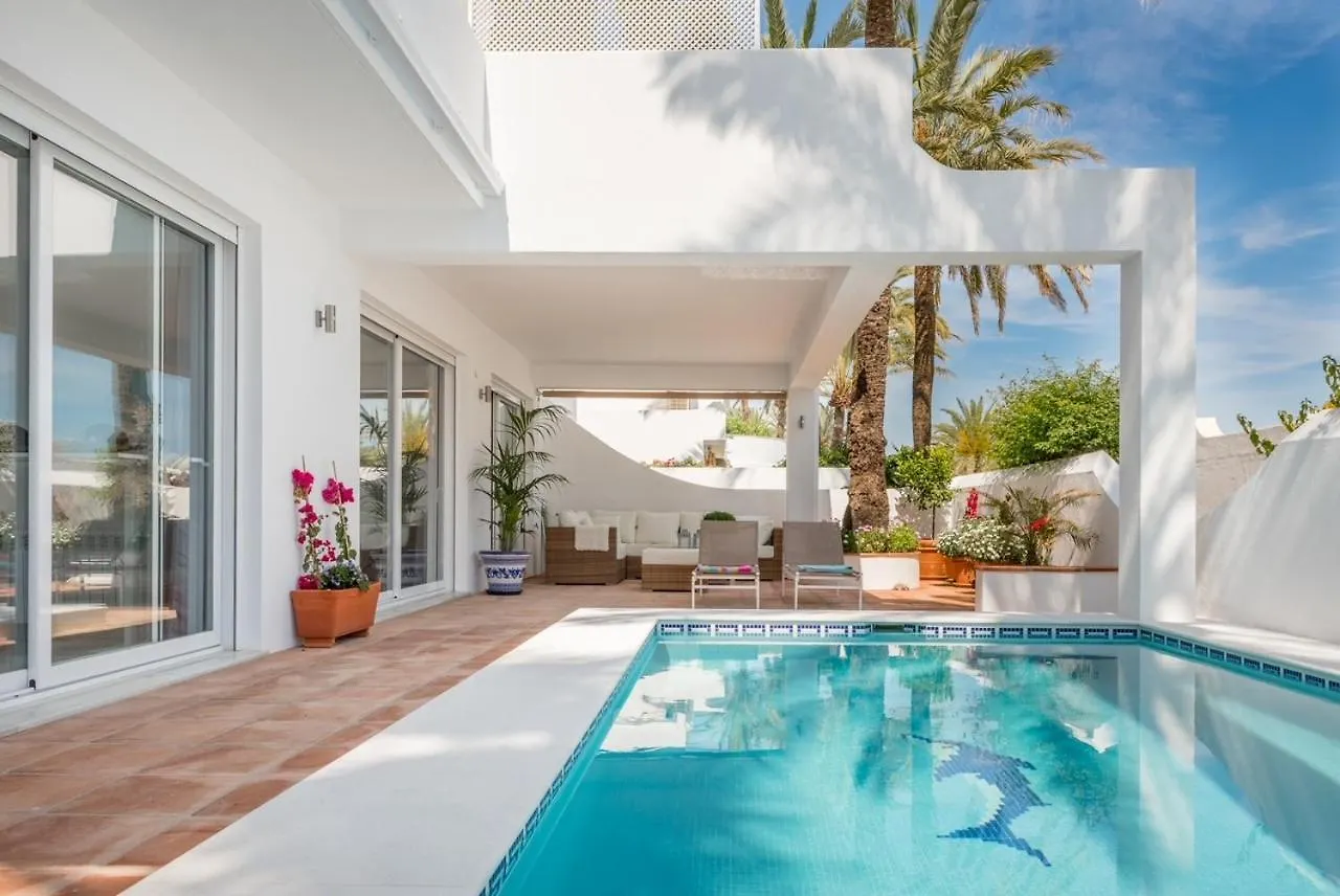 Oasis Beachfront Golden Mile Marbella